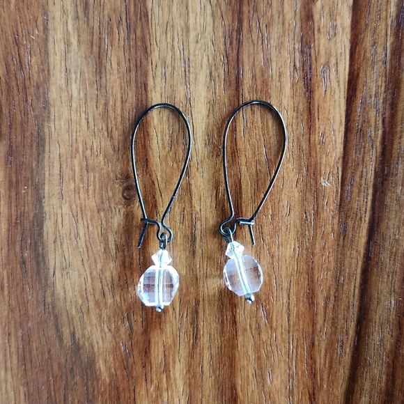 Pretty Handmade Earrings Dangle Crystal Bling Shiny Sparkle Clear Small - Picture 3 of 3